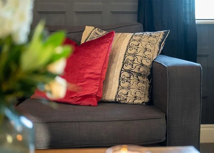 Tower Barn Cottage, Castle Carrock, A Luxurious Characterful With Hot Tub And Views * Castle Carrock