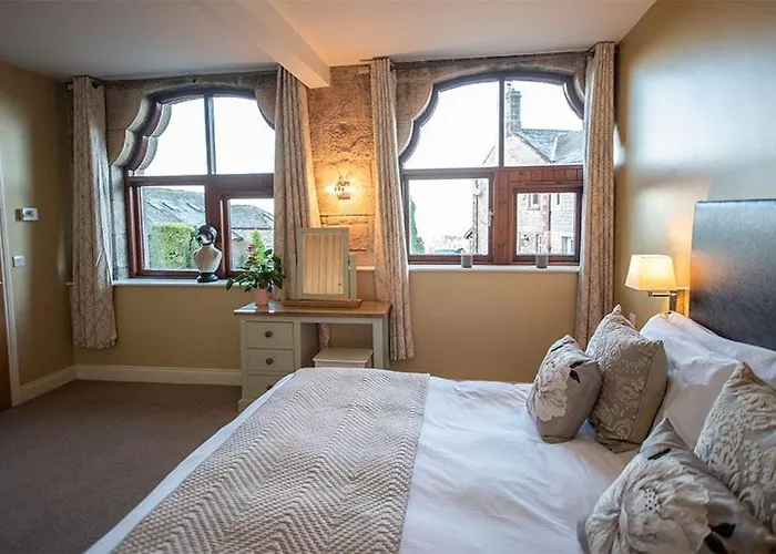 Tower Barn Cottage, Castle Carrock, A Luxurious Characterful With Hot Tub And Views *