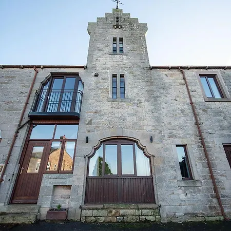 Tower Barn Cottage, Castle Carrock, A Luxurious Characterful With Hot Tub And Views 度假居