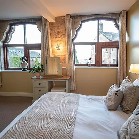 Tower Barn Cottage, Castle Carrock, A Luxurious Characterful With Hot Tub And Views *