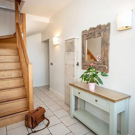 Tower Barn Cottage, Castle Carrock, A Luxurious Characterful With Hot Tub And Views